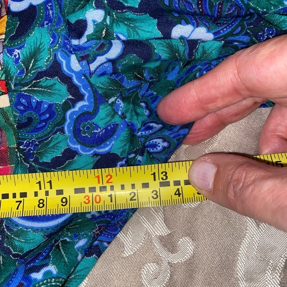 VTG GIRL’S SIZE 5/6 CHRISTMAS DRESS - MADE IN THE USA - Picture 9 of 11